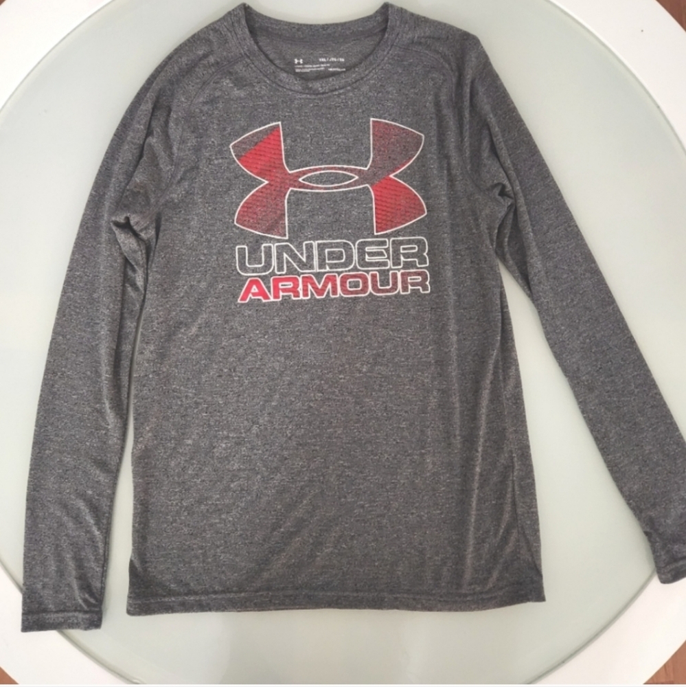 Under Armour Gray Long Sleeve Shirt